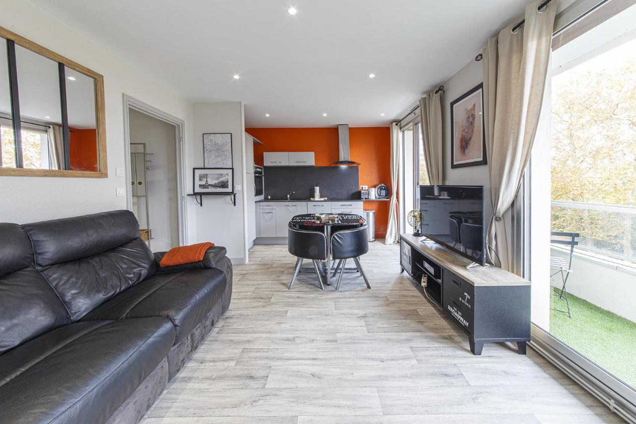 Chic Appartement Vue Sur Parc Au Calme Angers Kültér fotó