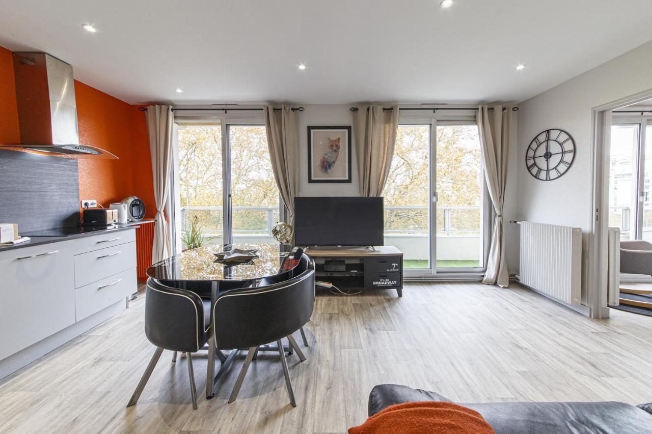Chic Appartement Vue Sur Parc Au Calme Angers Kültér fotó